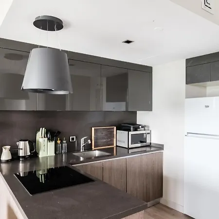 As Maslak By Newinn Apartment